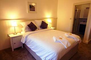 Отели типа «постель и завтрак» Dingle Garden Townhouse Дингл Номер Делюкс с кроватью размера «king-size»-2