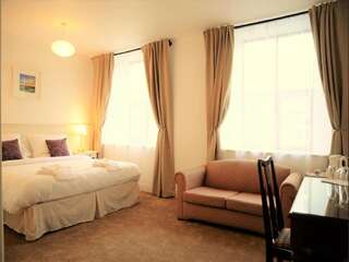 Отели типа «постель и завтрак» Dingle Garden Townhouse Дингл Улучшенный номер с кроватью размера «king-size»-12
